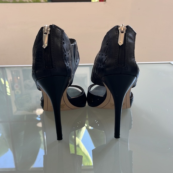 Sam Edelman “Alva” black leather open toe 4.25” heel - Picture 4 of 5